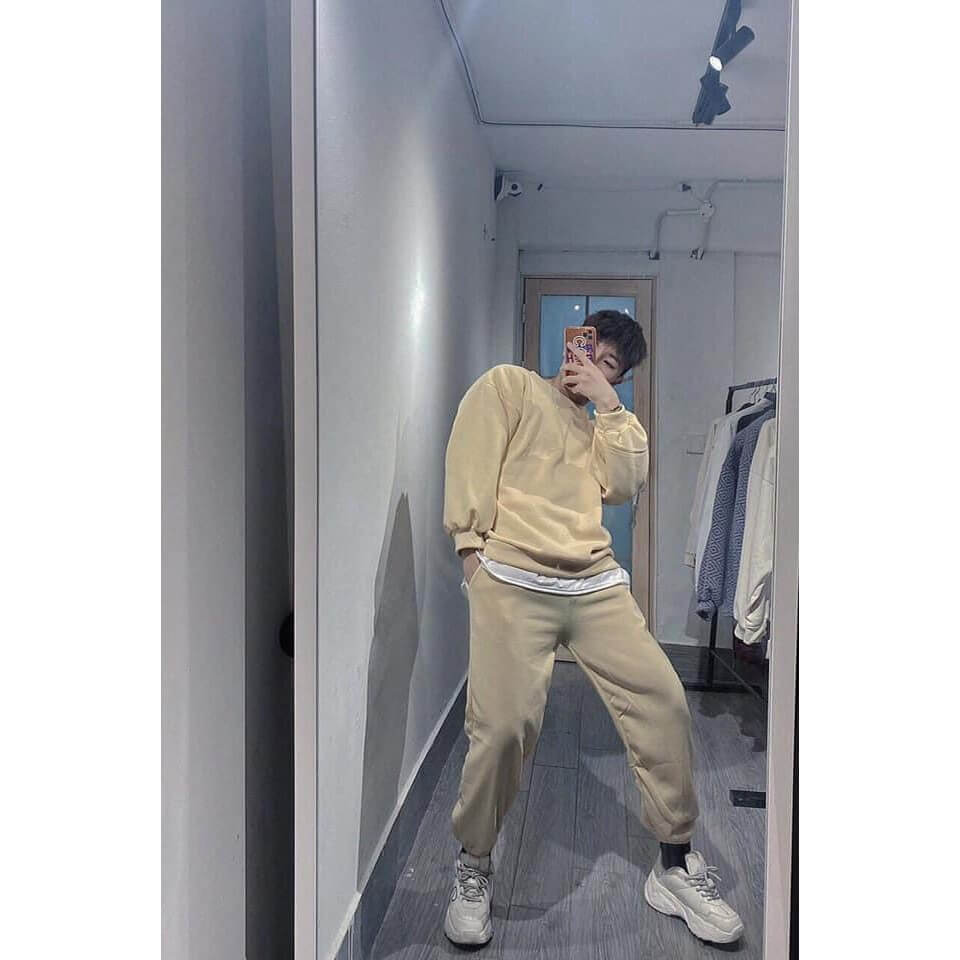 8271fcf9-ao-sweater-mac-voi-quan-gi-7 giày thể thao