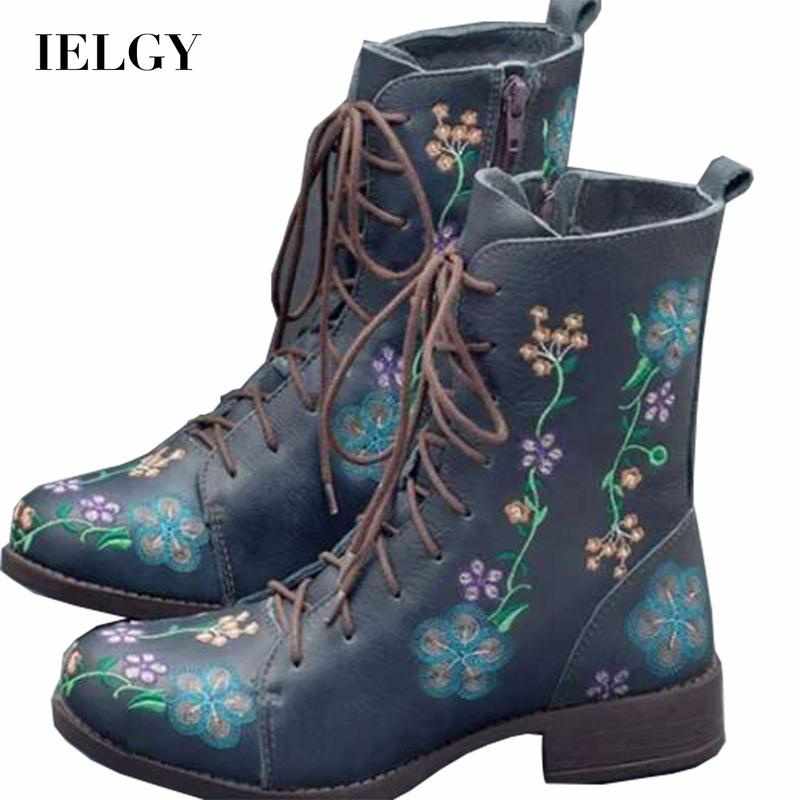 970581e6-13-compressed Gợi ý cách phối đồ với chelsea boots nữ cá tính, chuẩn Fashion 1